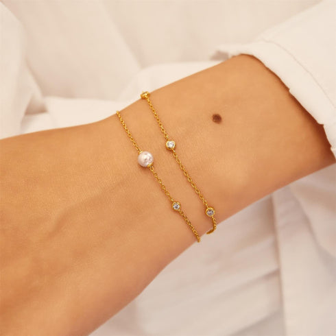 Gold Shell Pearl & Bezel-Set Sparkle Bracelet