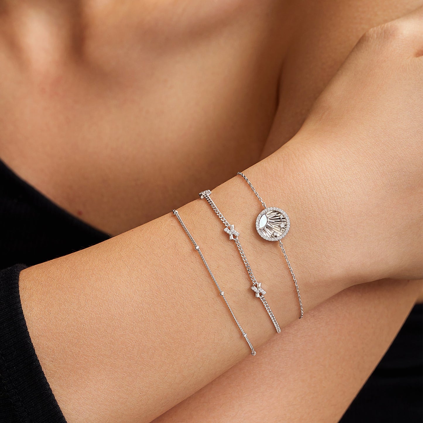 Silver Shiny Sun Stars Bracelet