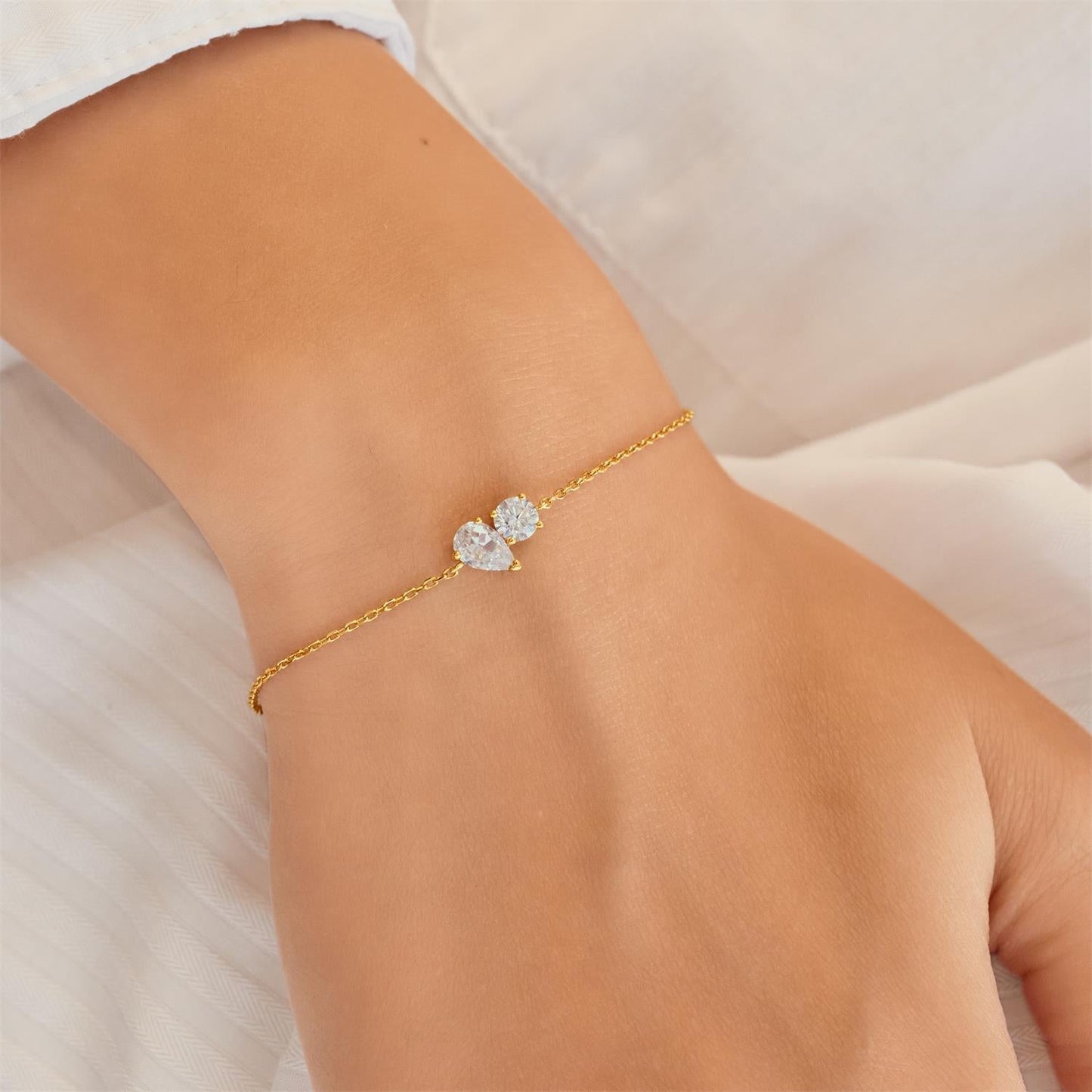 Gold Toi & Moi Bracelet