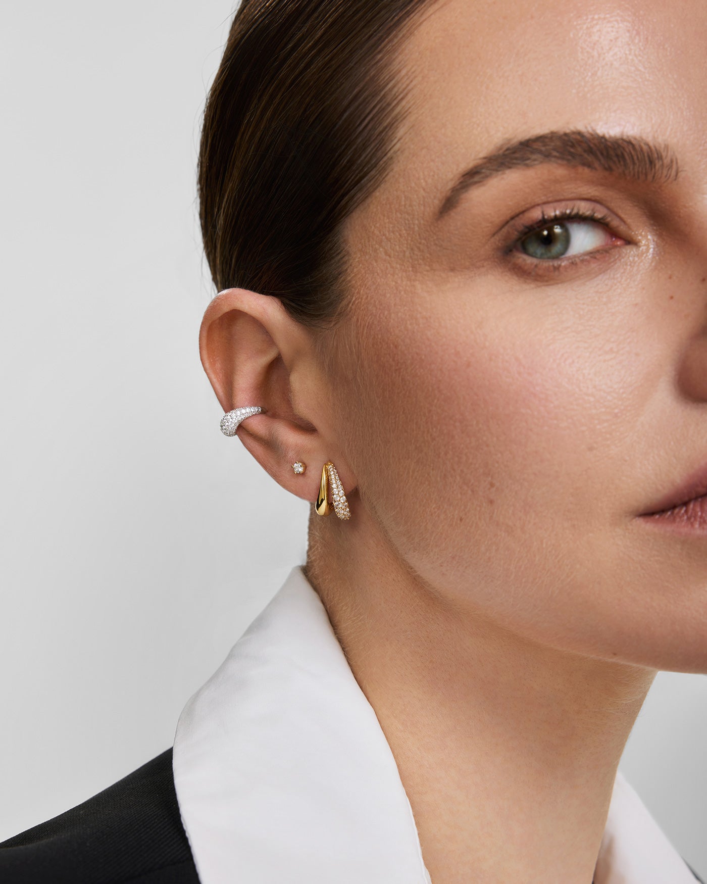 Gold Five-Prong Sparkle Barbell Earring