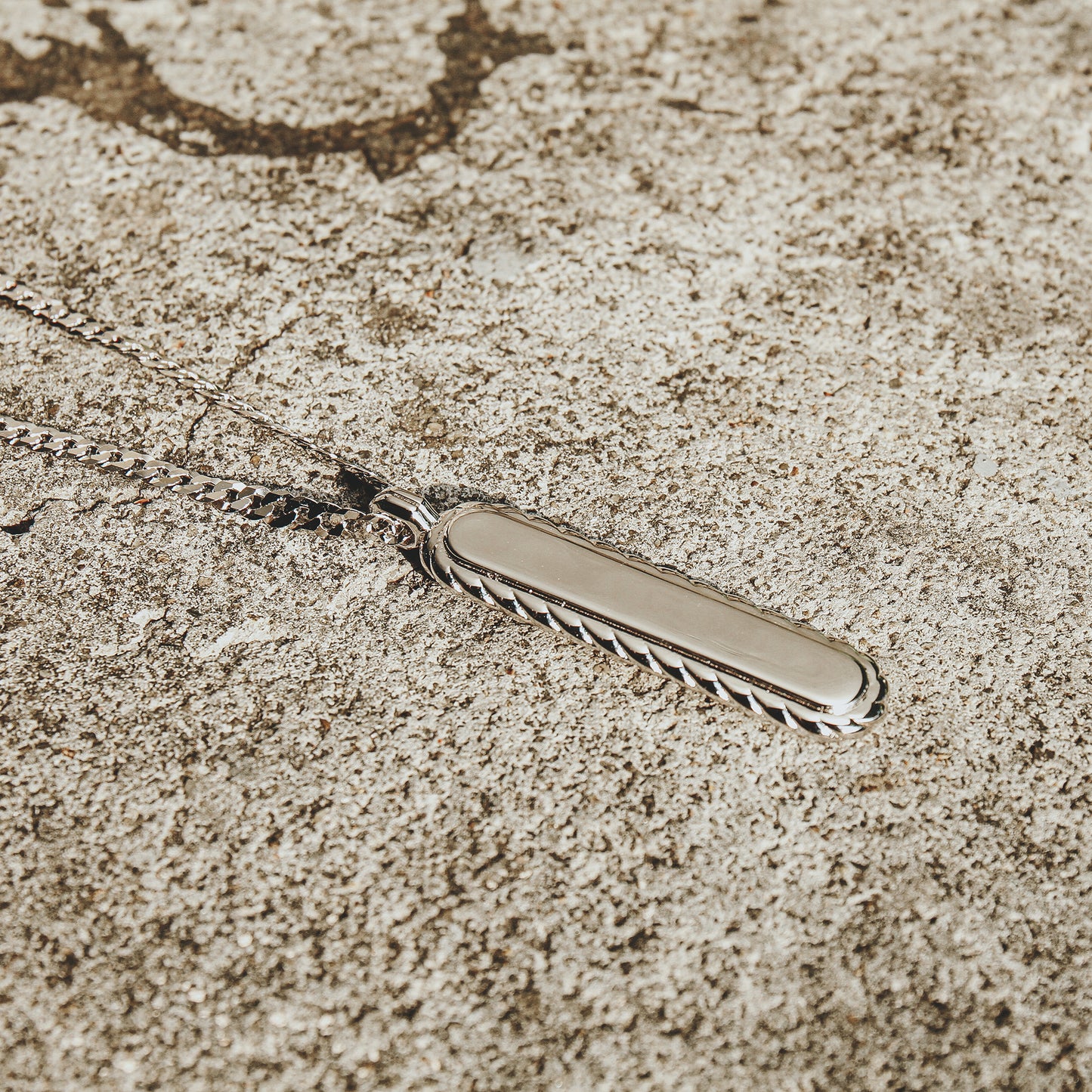 Excliv Jester Silver Necklace with Long Oval Pendant