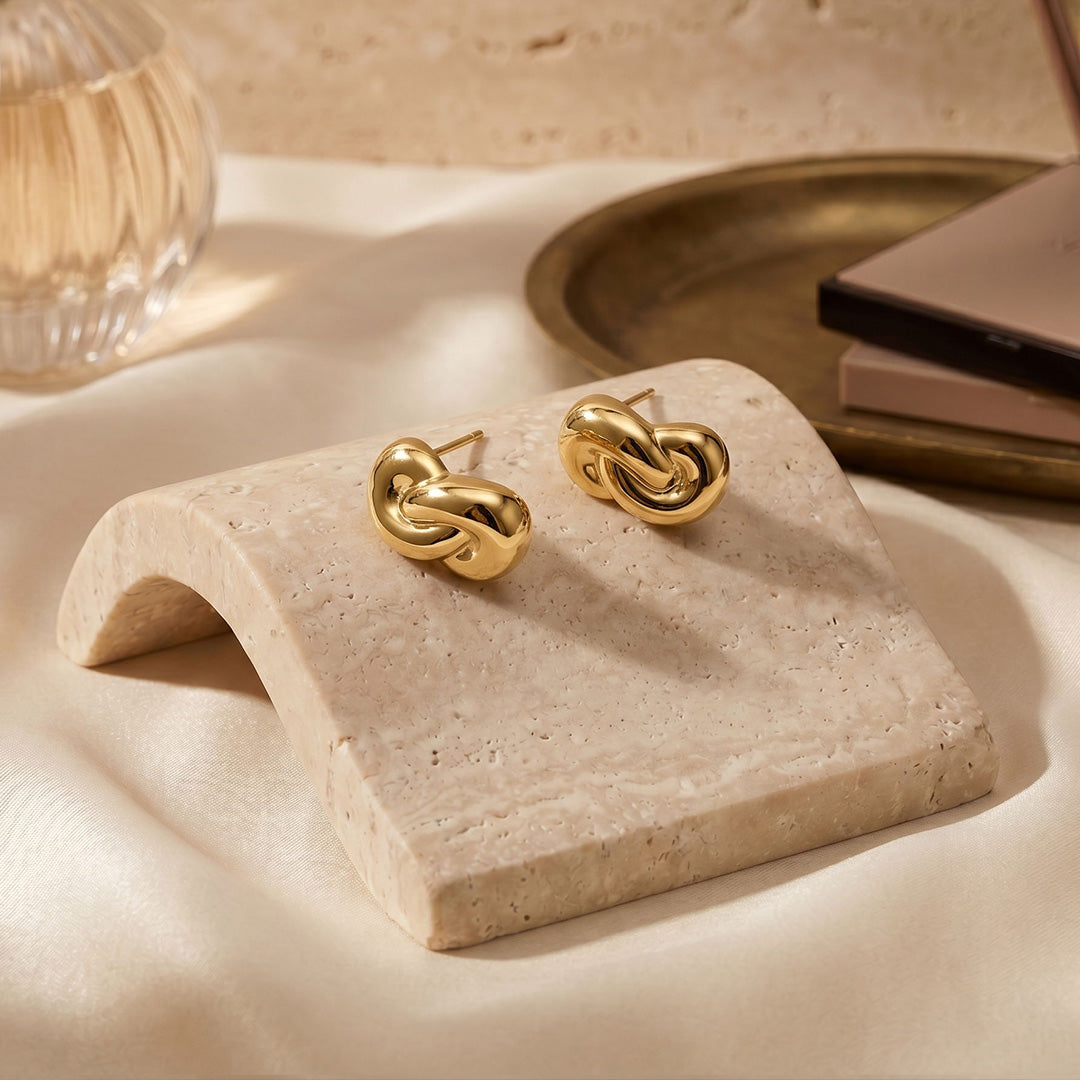 La Chattels Gold Twist Earrings