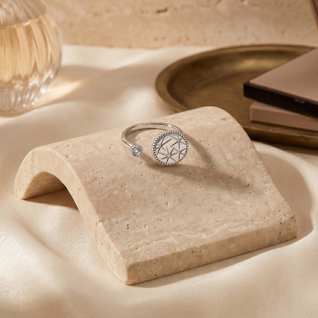 La Chattels Silver Starburst Ring