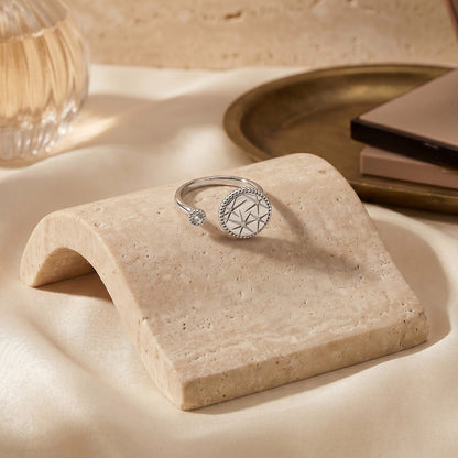 La Chattels Silver Starburst Ring