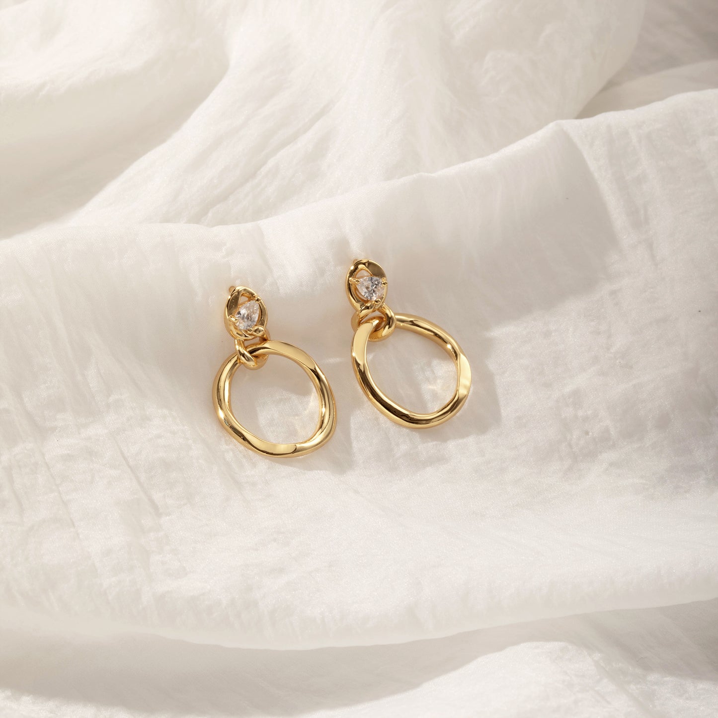 Perri Foia Cachet Hollow Drop Earrings