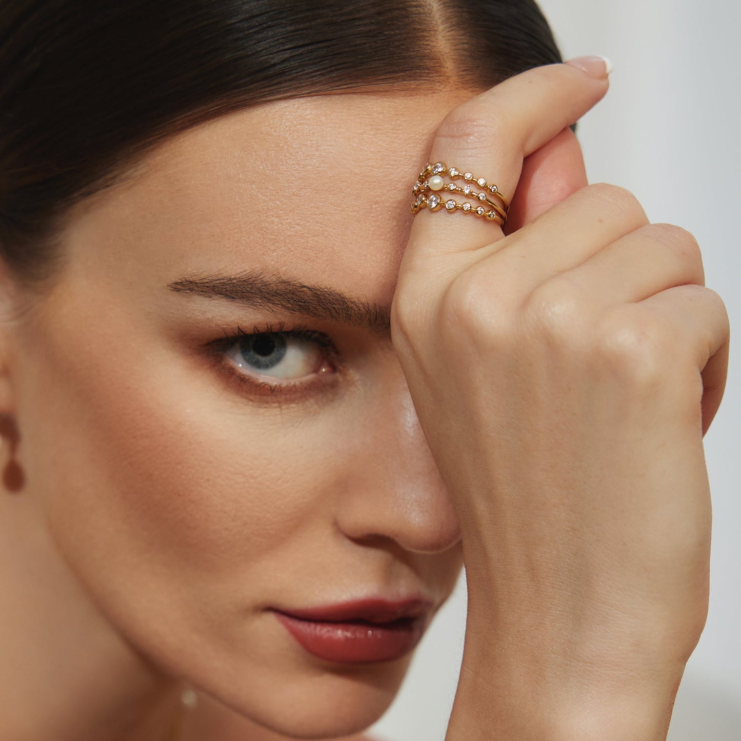 Gold Bezel Cubic Zirconia Zig-Zag Ring