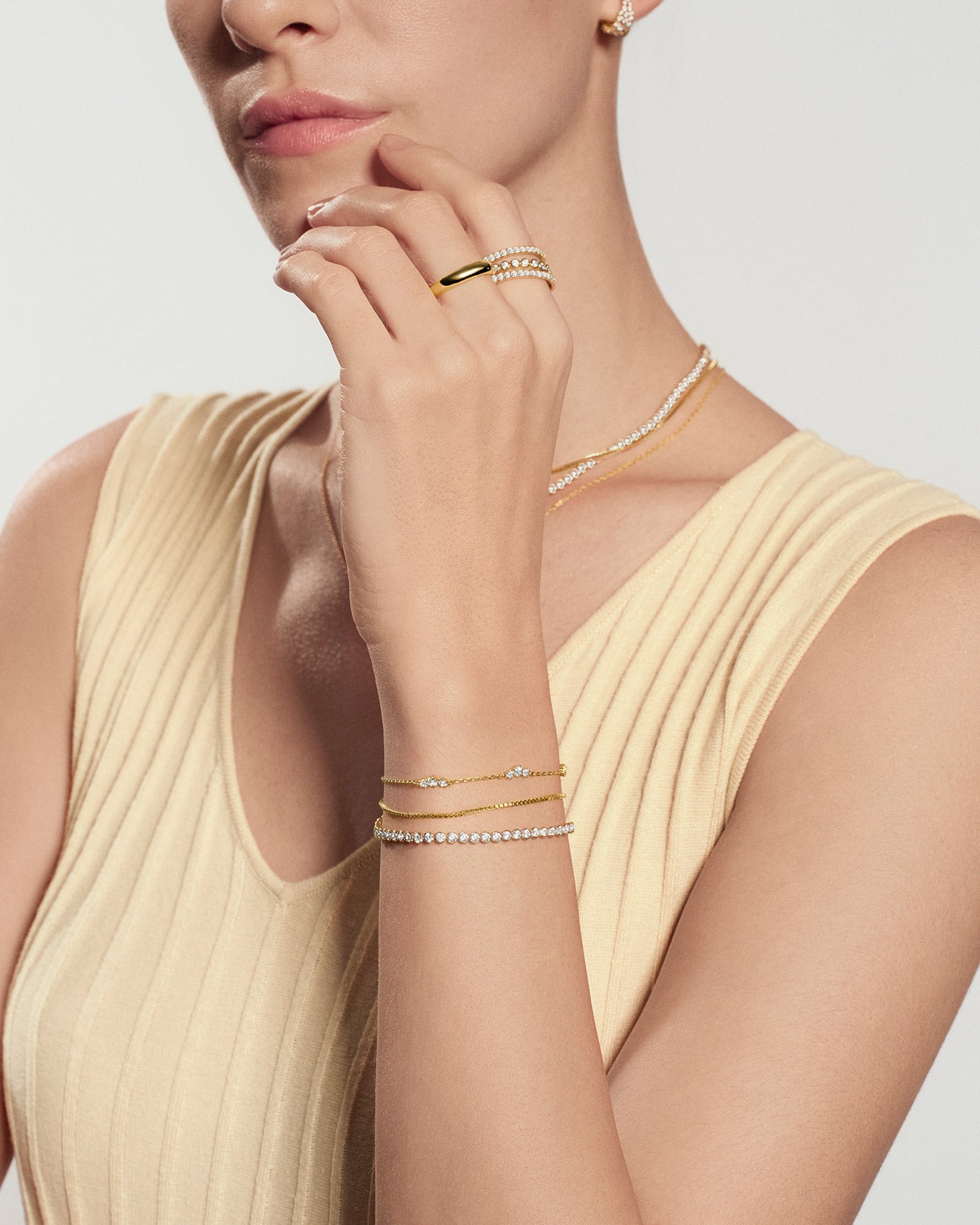 Gold Cluster Station Bracelet
